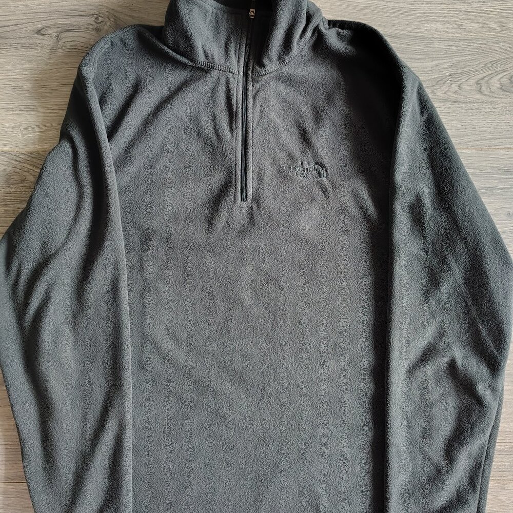 Men's small Northface 1/4 zip fleece